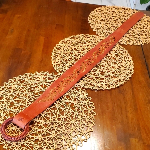 Abercrombie & Fitch leather belt - Picture 6 of 13